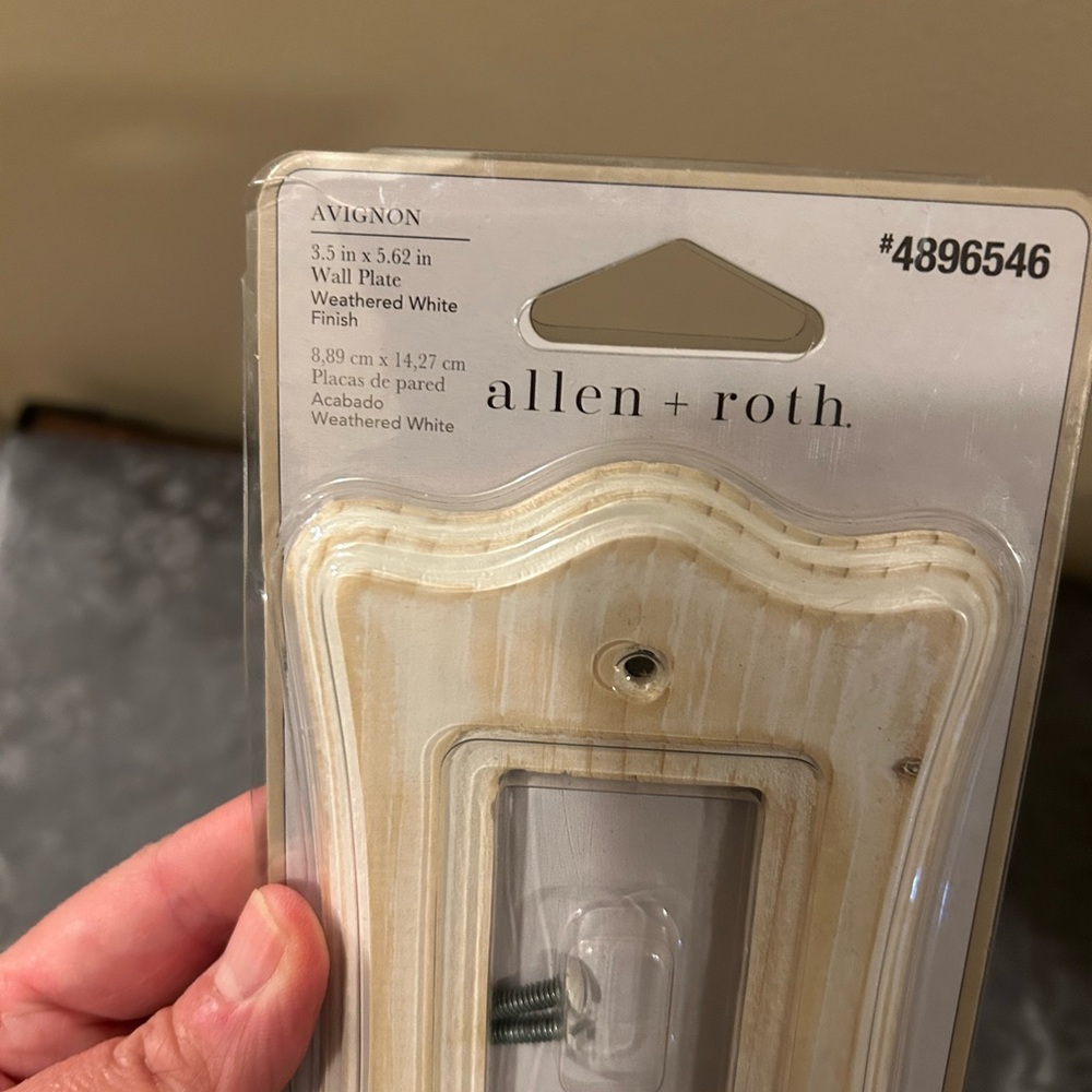 Allen + Roth Weathered White Wall Plate - Picture 2 of 4